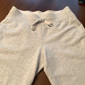 Lululemon jogger 6